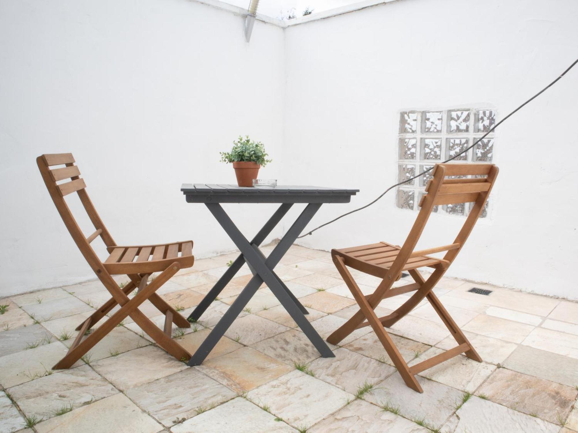 شقة Bright Private Terrace - Free Private Parking - Tv - Wifi - Netflix كرويدون المظهر الخارجي الصورة